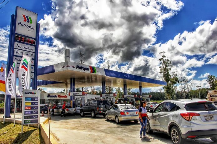 Petropar anuncia nueva reducción de combustibles