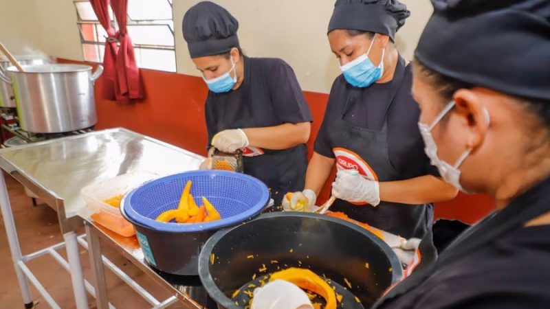 Hambre Cero estima migración de alumnos de colegios privados al sector público