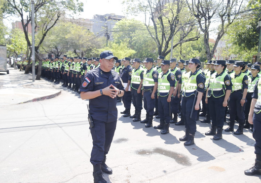 Familiares de policías y militares alegan que reforma de la Caja Fiscal perjudicará derechos adquiridos