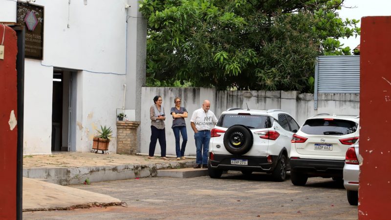 Mujer recibió 25 heridas, su hija 6: hubo muerte agónica e intento de huir