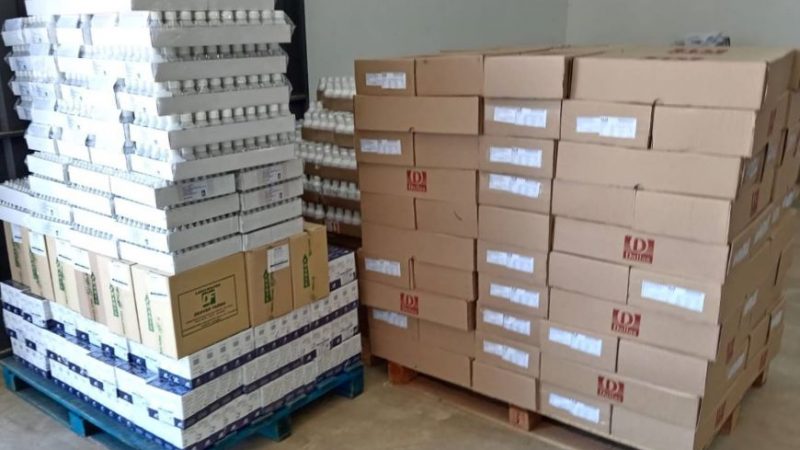 Hospitales enfrentan riesgo de desabastecimiento por millonaria deuda estatal con farmacéuticas