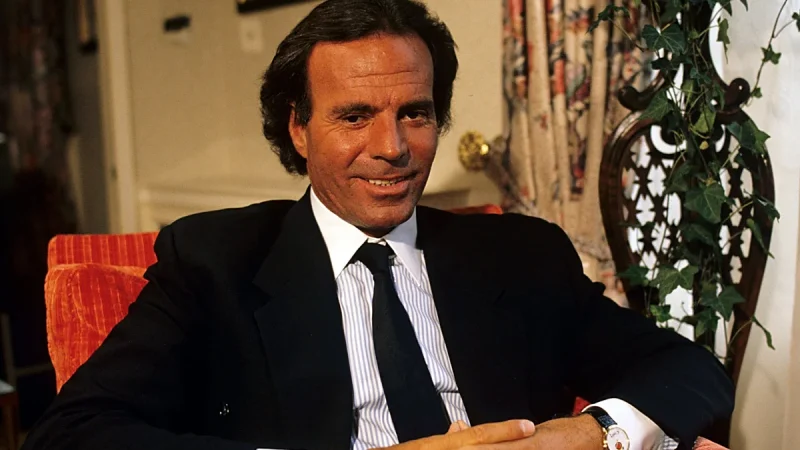 Julio Iglesias fue denunciado por acoso sexual por dos mujeres