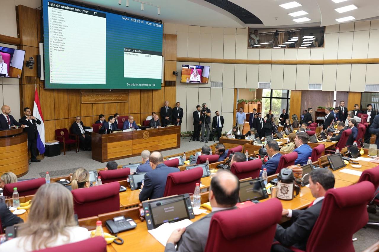 Senado abre diálogo con sectores para ajustar reforma de la Caja Fiscal