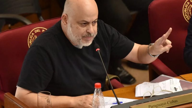 Cubas rechaza acusaciones de fractura en la oposición