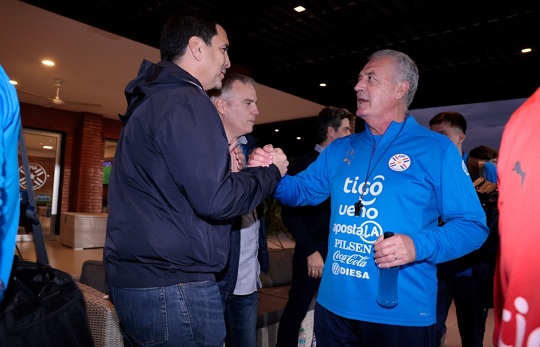 ¿Alfaro para rato en la Albirroja? Harrison y una respuesta que ilusiona