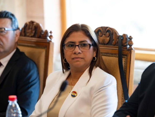 Gobernadora justifica gastos de G. 600 millones en fiesta de 15 años de su hija