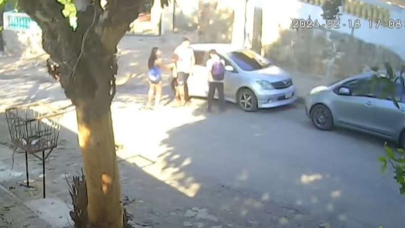 Menor golpeado por taxista tuvo traumatismo de cráneo, familia exige justicia