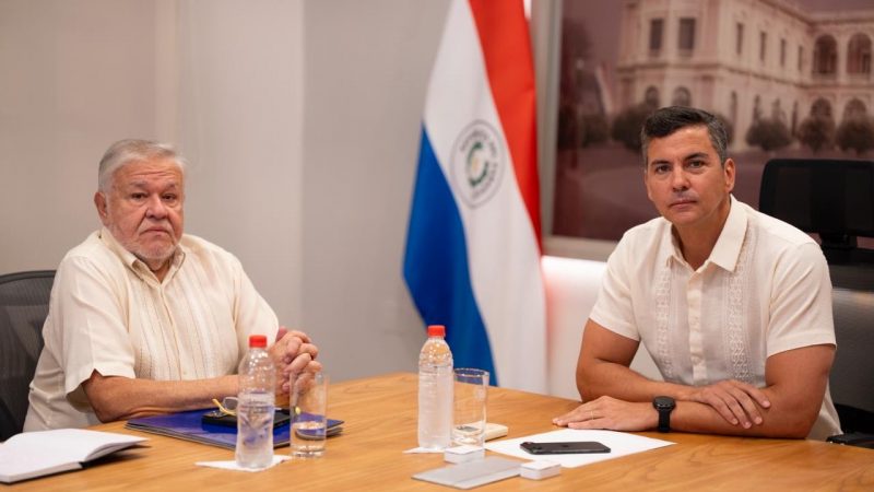 Peña mantiene a Brítez y exige cambios en gestión del IPS