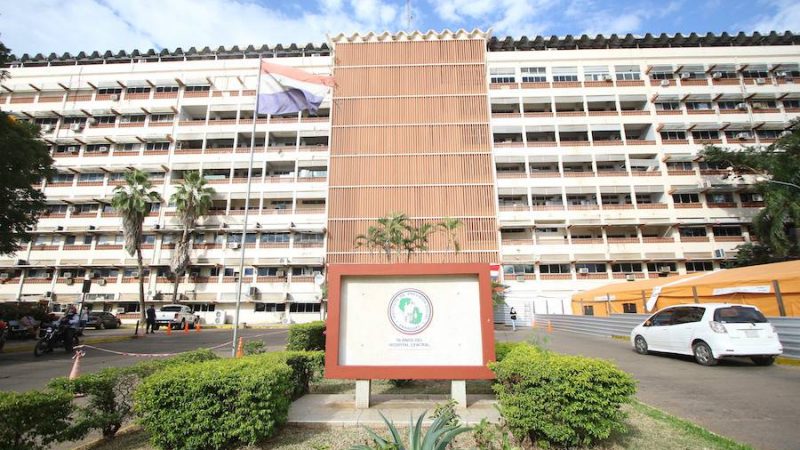 Diputado denuncia esquema de precios en lavandería del IPS