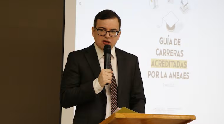 Ovelar defiende a Duarte como “stronólogo”