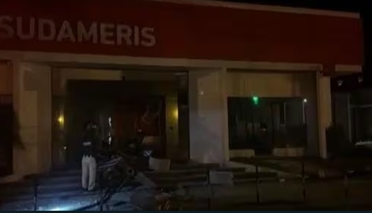 Asaltan con explosivos el banco Sudameris en Naranjal