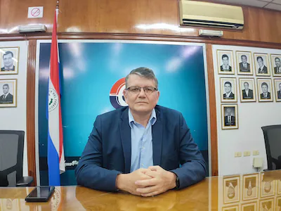 Accidente en motocicleta deja internado al presidente de Copaco