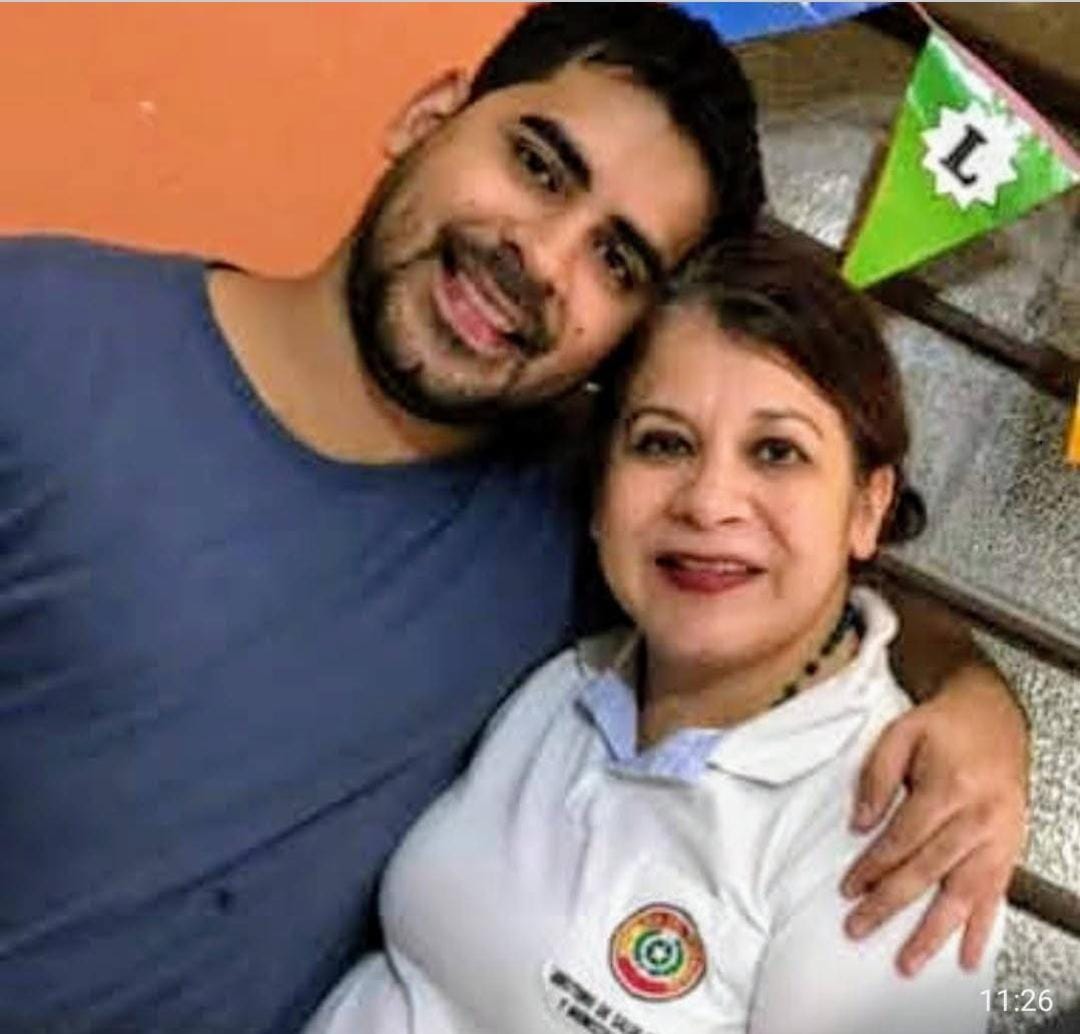 Acusan favoritismo en IPS Caacupé: directora bajo críticas por trato a su hijo médico