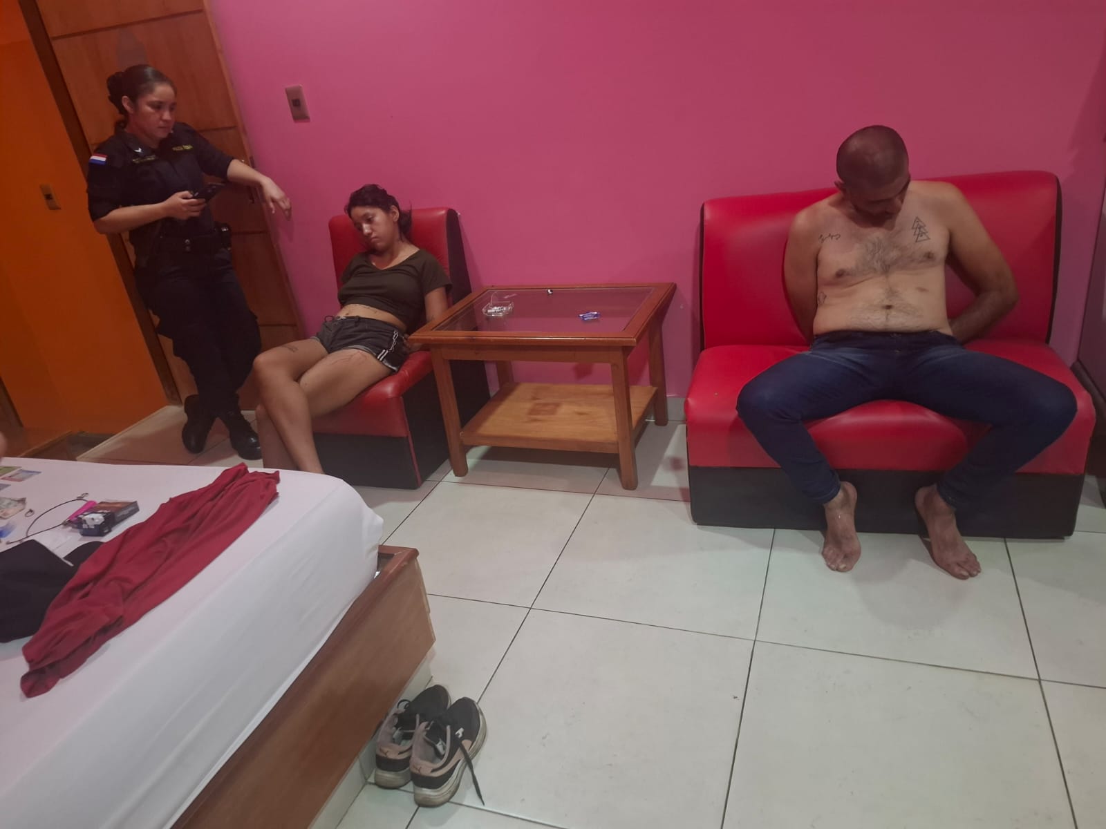 Cae hombre que hurtó el auto de su novia para ir a un motel con su amante