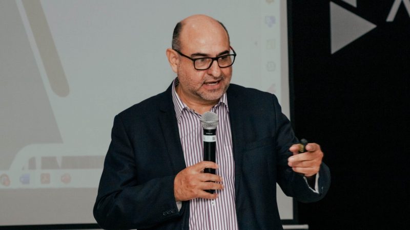 Economista advierte sobre alza de precios y pérdida del poder adquisitivo