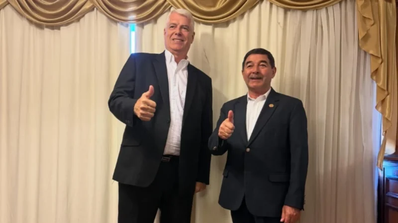 Senador Núñez rompe filas y se alinea con la disidencia en Luque