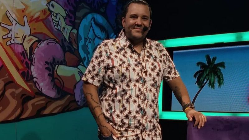 José Ayala recordó que en un Día de los Enamorados le echaron de un motel