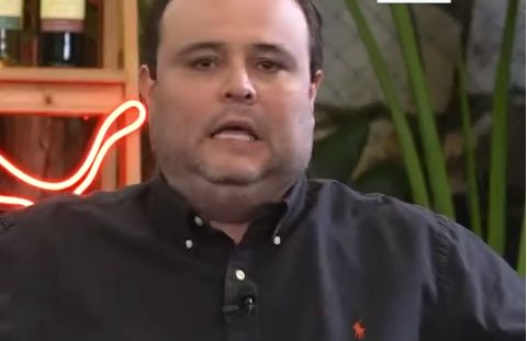 Amenazó a los directivos de su medio con dejar la transmisión «si no se ponen las pilas»