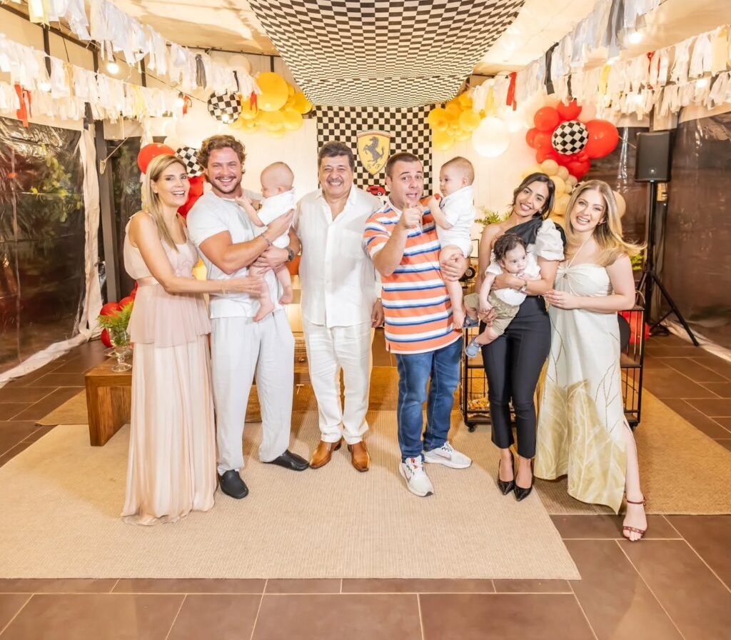Cumple y bautismo de los gemelos de Sanie