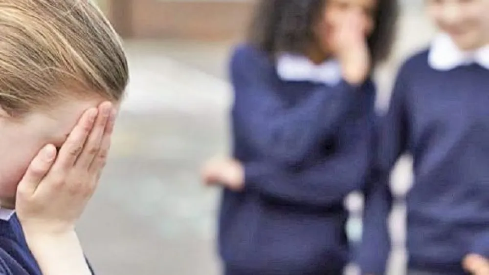 Padres denuncian a colegio privado de Asunción por ignorar supuesto bullying a alumna