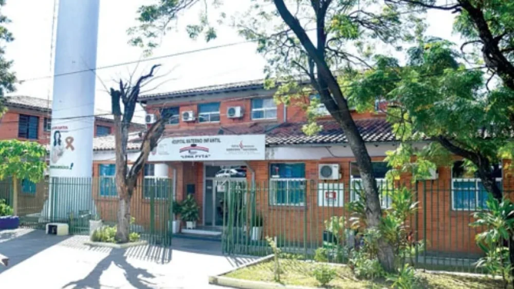 Madre primeriza muere tras cesárea en hospital de Loma Pytã
